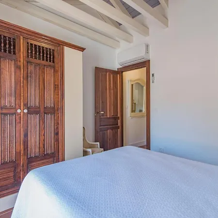 Casa De La Tina *