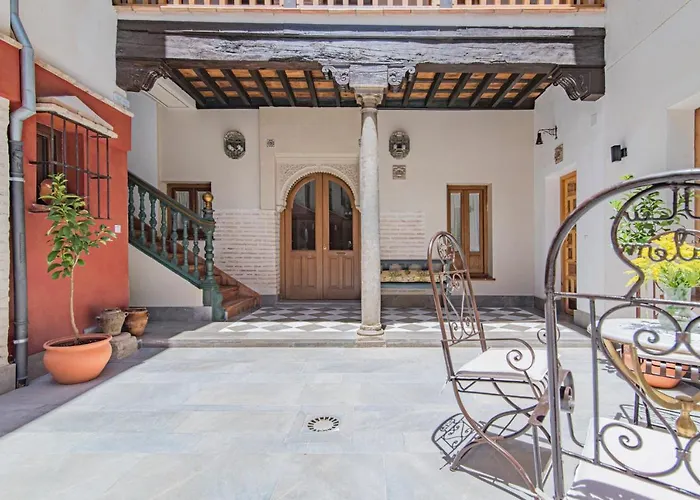 Casa De La Tina